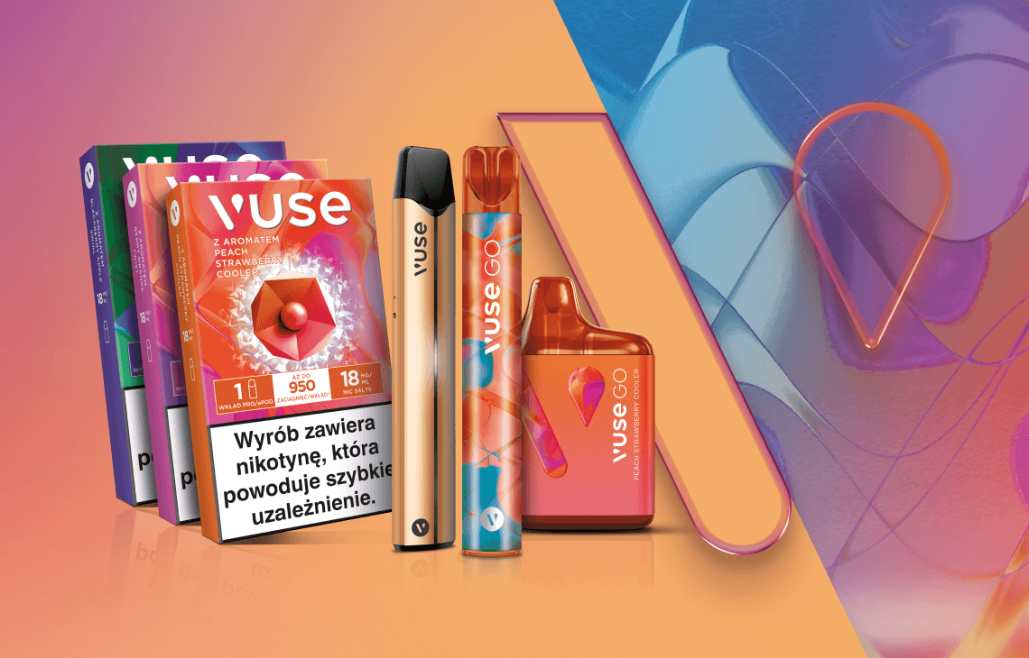 porównanie kosztów vape, oszczędność na e-papierosach, duża jednorazówka kontra małe, stos jednorazowych e-papierosów - E-papieros jednorazowy vs. wielokrotnego użytku – różnice - VUSE