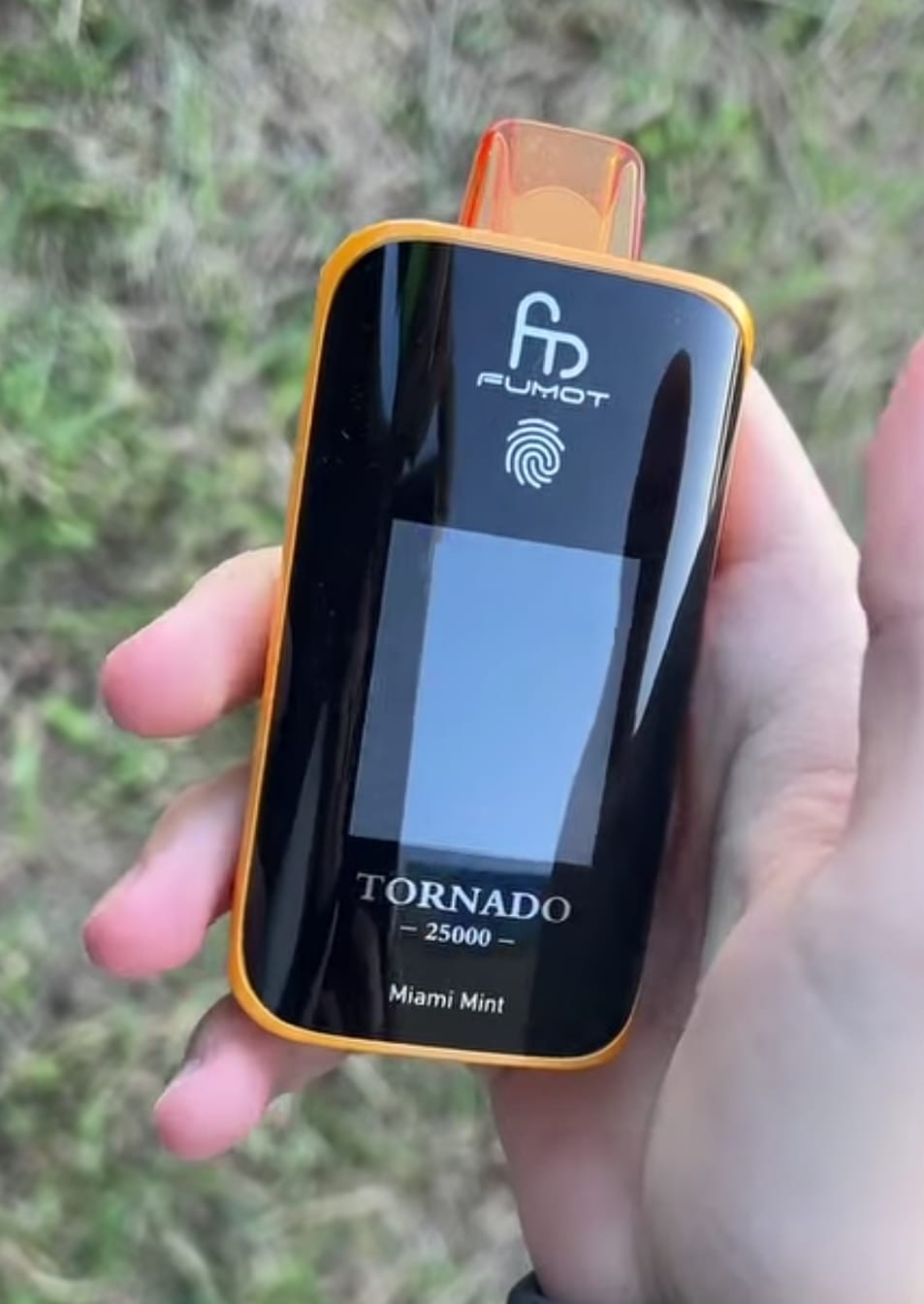 porównanie kosztów jednorazowych vape, oszczędności na e-papierosach, finanse wapowania, Fumot Tornado ekonomia - E-papierosy jednorazowe Fumot Tornado 25000 puffs 5% - E-Papierosy ...